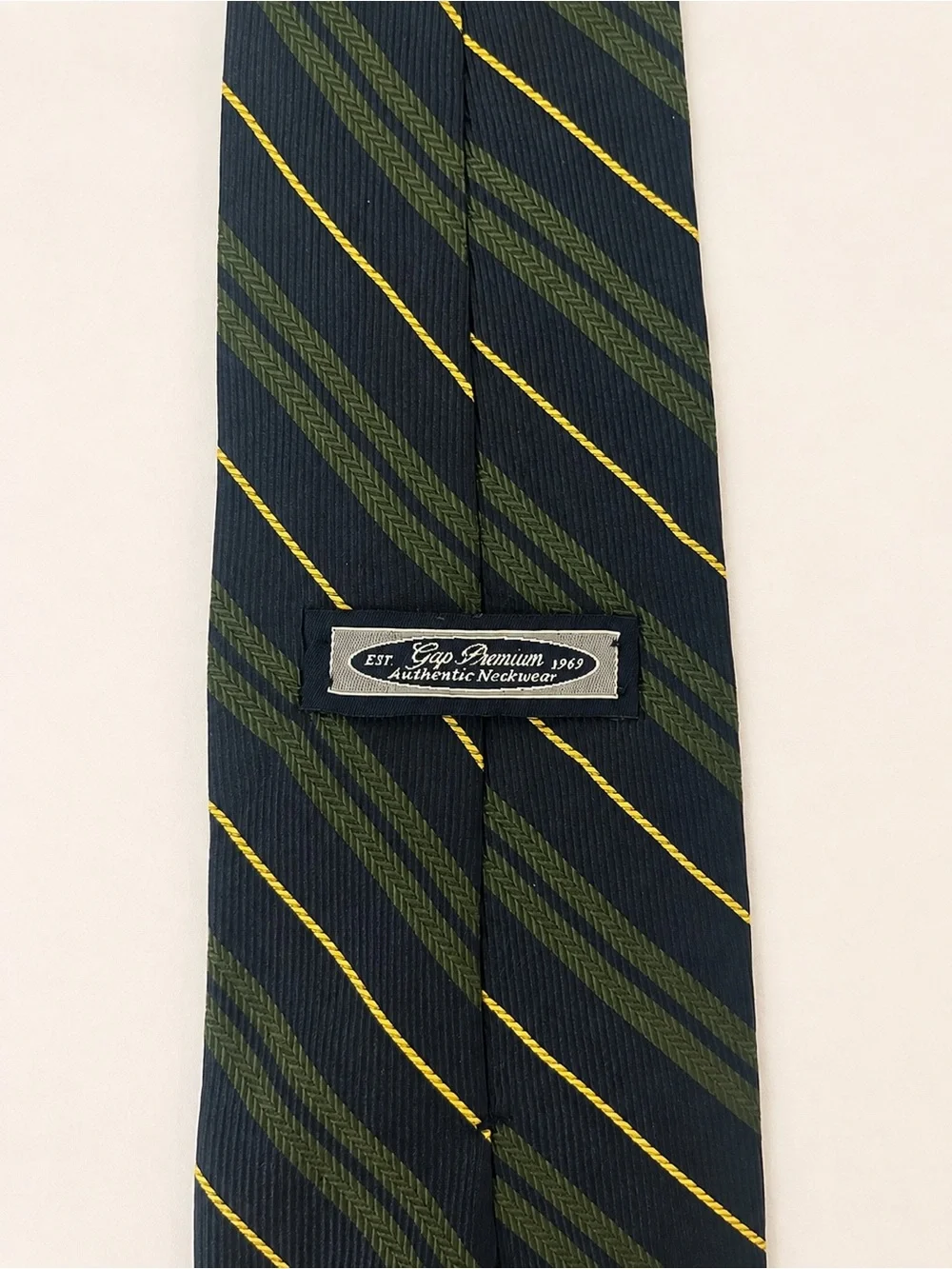 GAP Premium 90s Green and Gold Diagonal Stripe Men's Tie